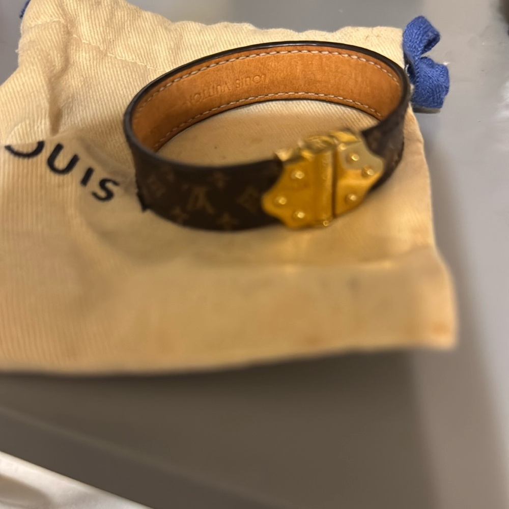 Brand new Authentic Wristband